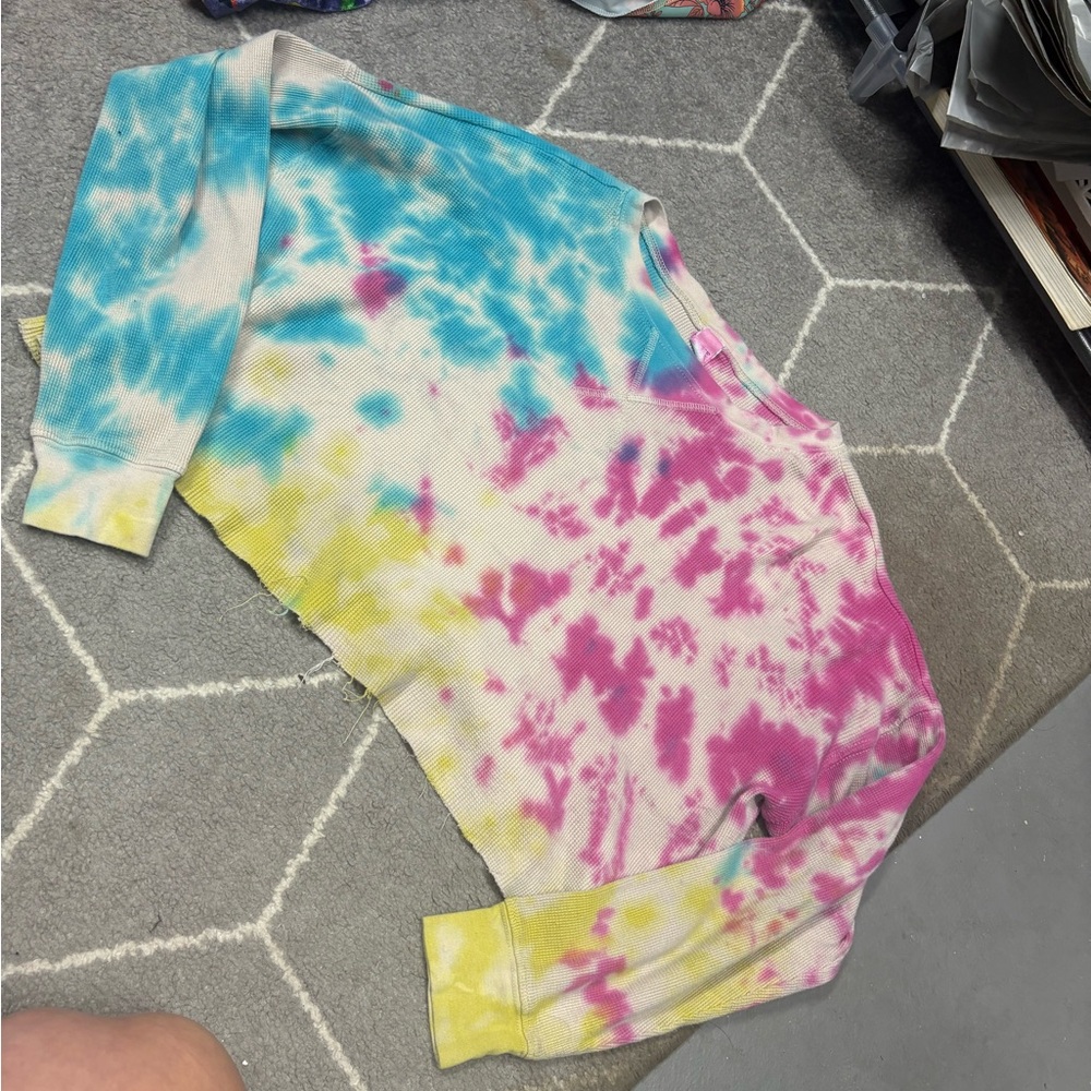 Tie-Dye Long Sleeve Women waffle Top